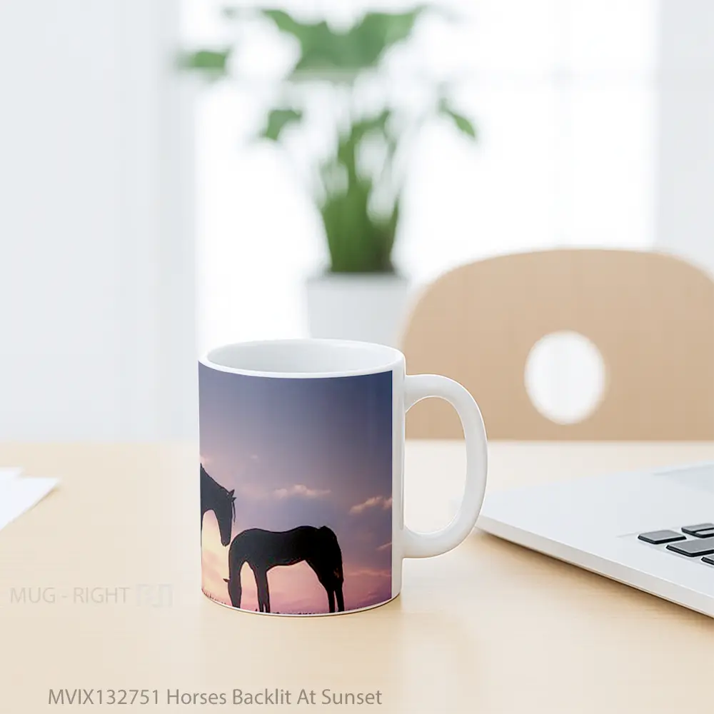 Mug Horses Backlit At Sunset Gelas Hewan Lucu - All-side / Desain