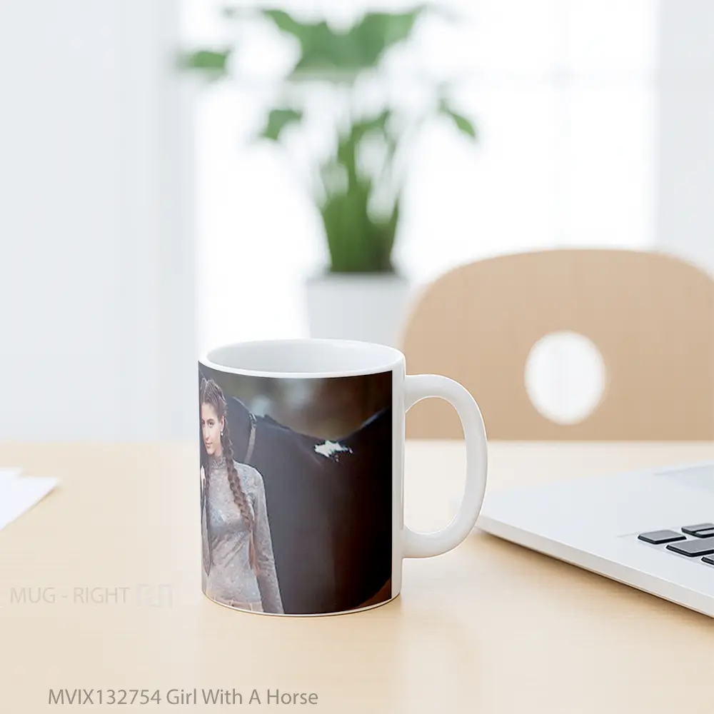Mug Girl With A Horse Gelas Hewan Lucu - All-side / Desain