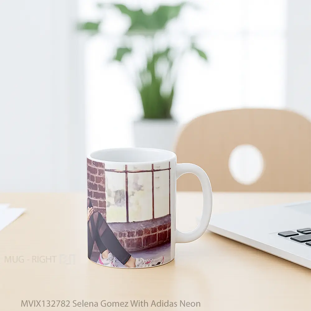 Mug Selena Gomez With Adidas Neon Gelas Selebriti - All-side / Desain