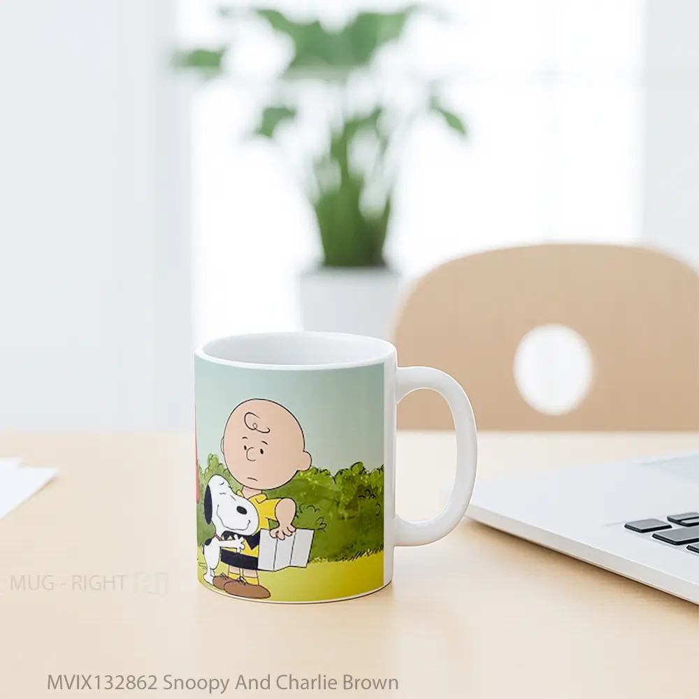 Mug Snoopy And Charlie Brown Gelas Keramik Unik - All-side / Desain