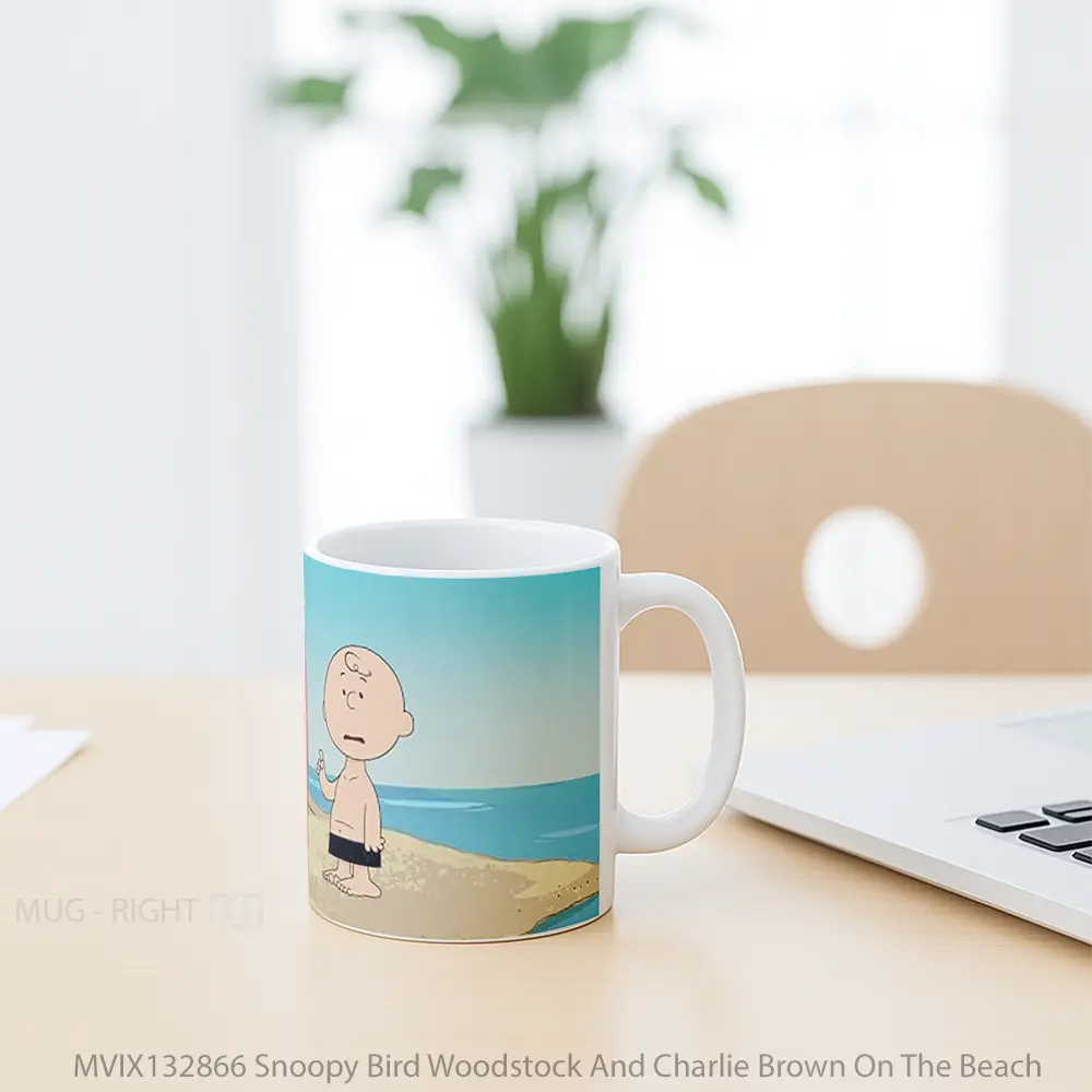 Mug Snoopy Bird Woodstock And Charlie Brown On The Beach Gelas Hewan Lucu - All-side / Desain