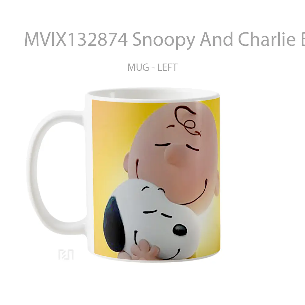 Mug Snoopy And Charlie Brown Hug Gelas Keramik Unik - All-side / Desain