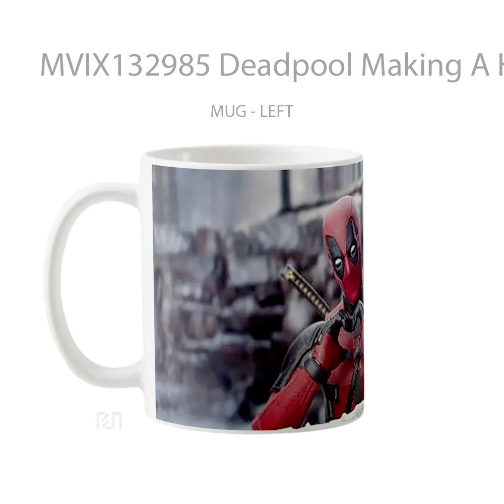 Mug Deadpool Making A Heart Gelas Superhero - All-side / Desain