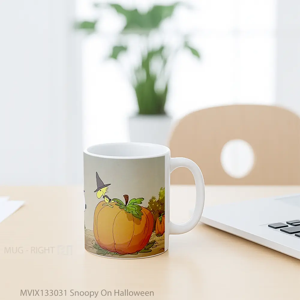 Mug Snoopy On Halloween Gelas Keramik Unik - All-side / Desain