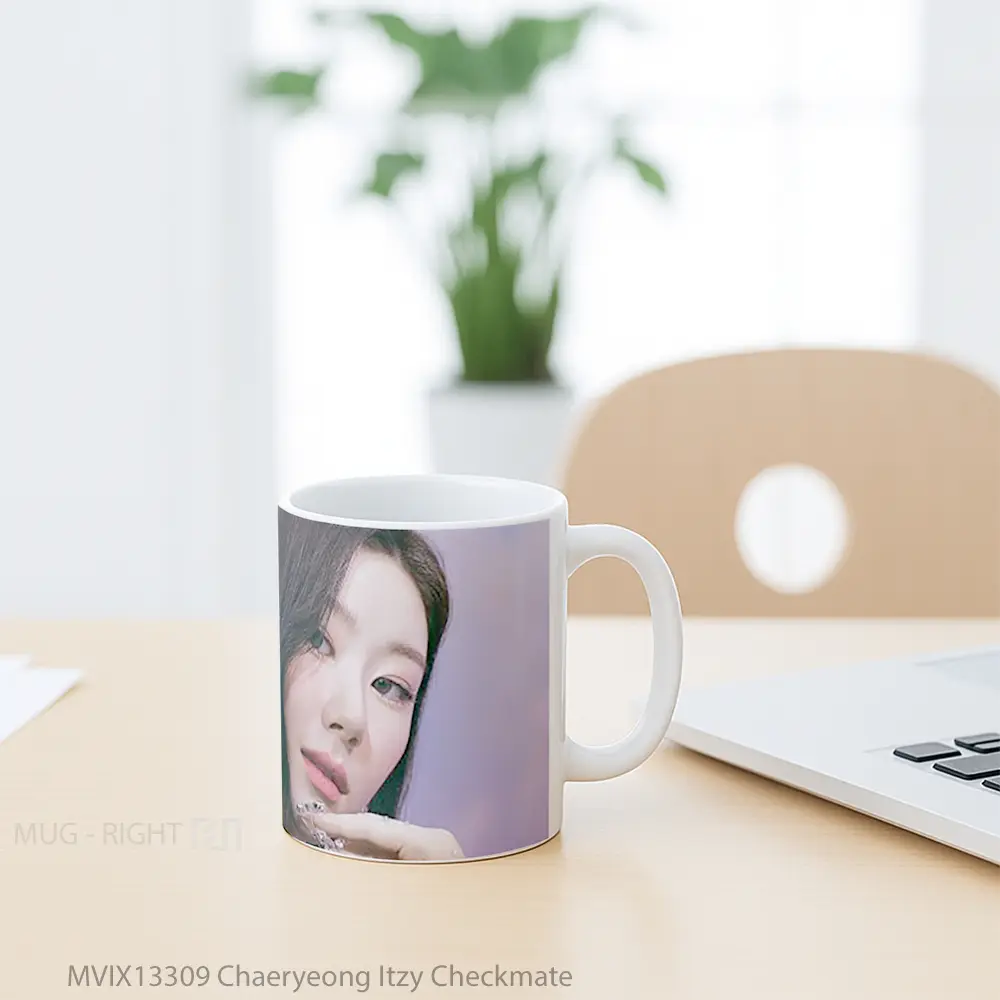 Mug Chaeryeong Itzy Checkmate Gelas Keramik Unik - All-side / Desain