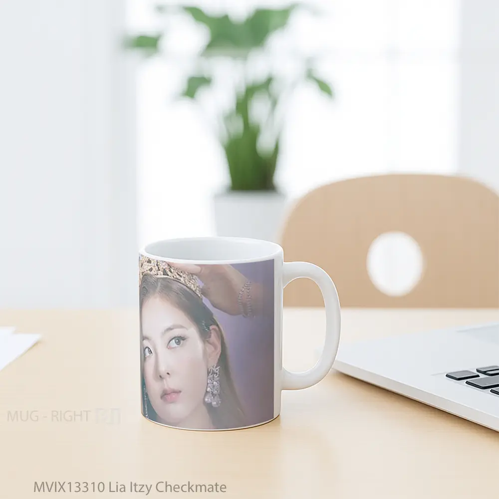 Mug Lia Itzy Checkmate Gelas Keramik Unik - All-side / Desain