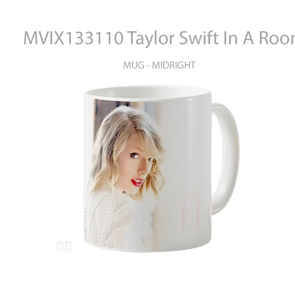 Mug Taylor Swift In A Room Gelas Selebriti - All-side / Desain