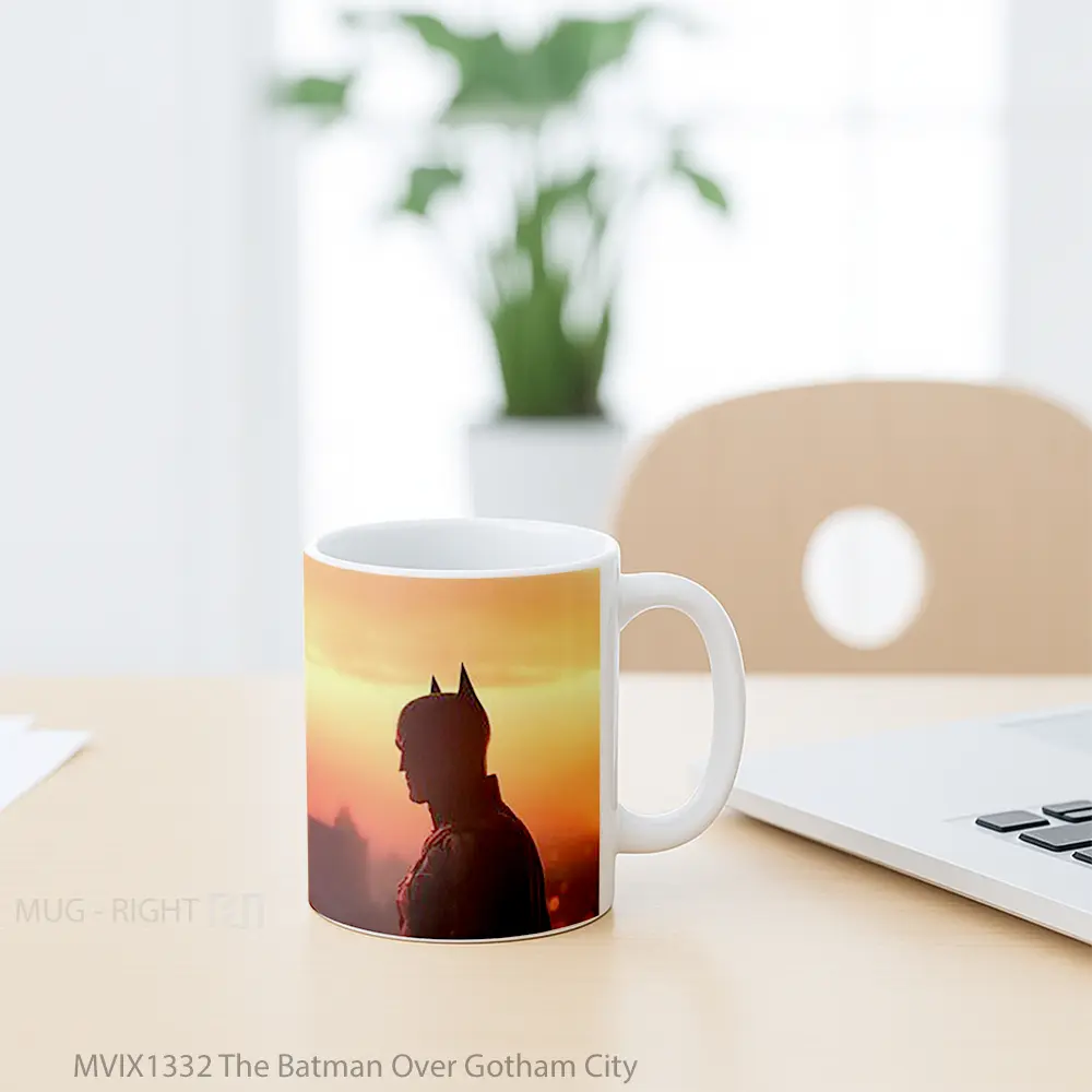 Mug The Batman Over Gotham City Gelas Superhero - All-side / Desain
