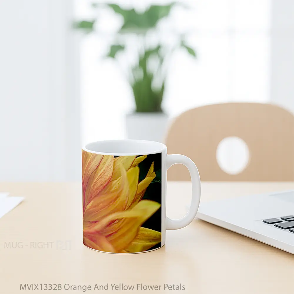 Mug Orange And Yellow Flower Petals Gelas Pemandangan Alam - All-side / Desain