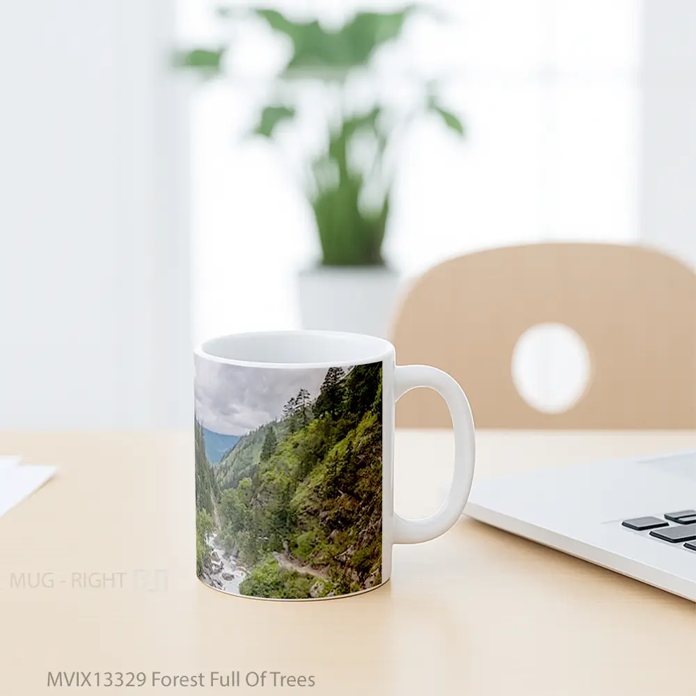 Mug Forest Full Of Trees Gelas Pemandangan Alam - All-side / Desain