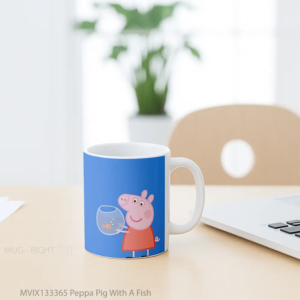 Mug Peppa Pig With A Fish Gelas Hewan Lucu - All-side / Desain