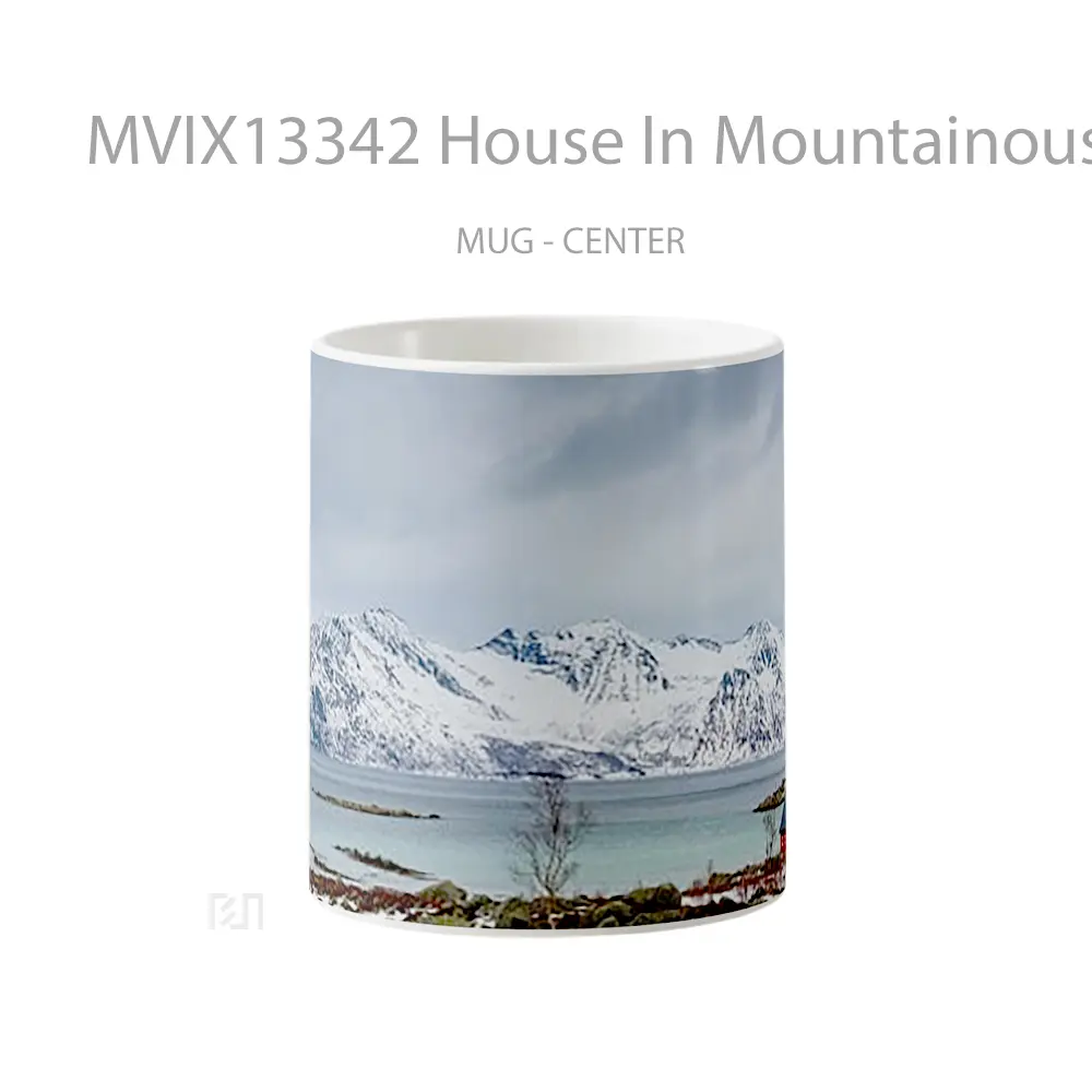 Mug House In Mountainous And Snowy Landscape Gelas Pemandangan Alam