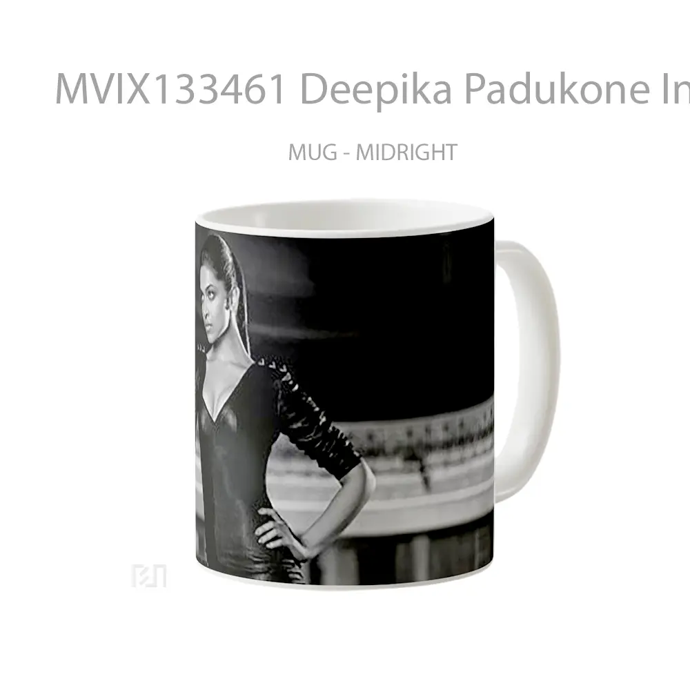 Mug Deepika Padukone In Black And White Gelas Keramik Unik - All-side / Desain