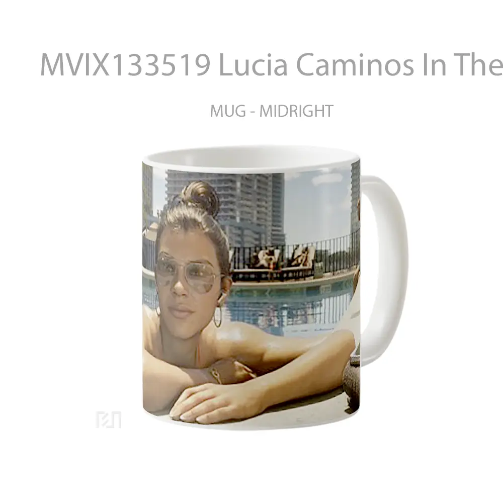 Mug Lucia Caminos In The Pool Gta 6 Gelas Keramik Unik - All-side / Desain