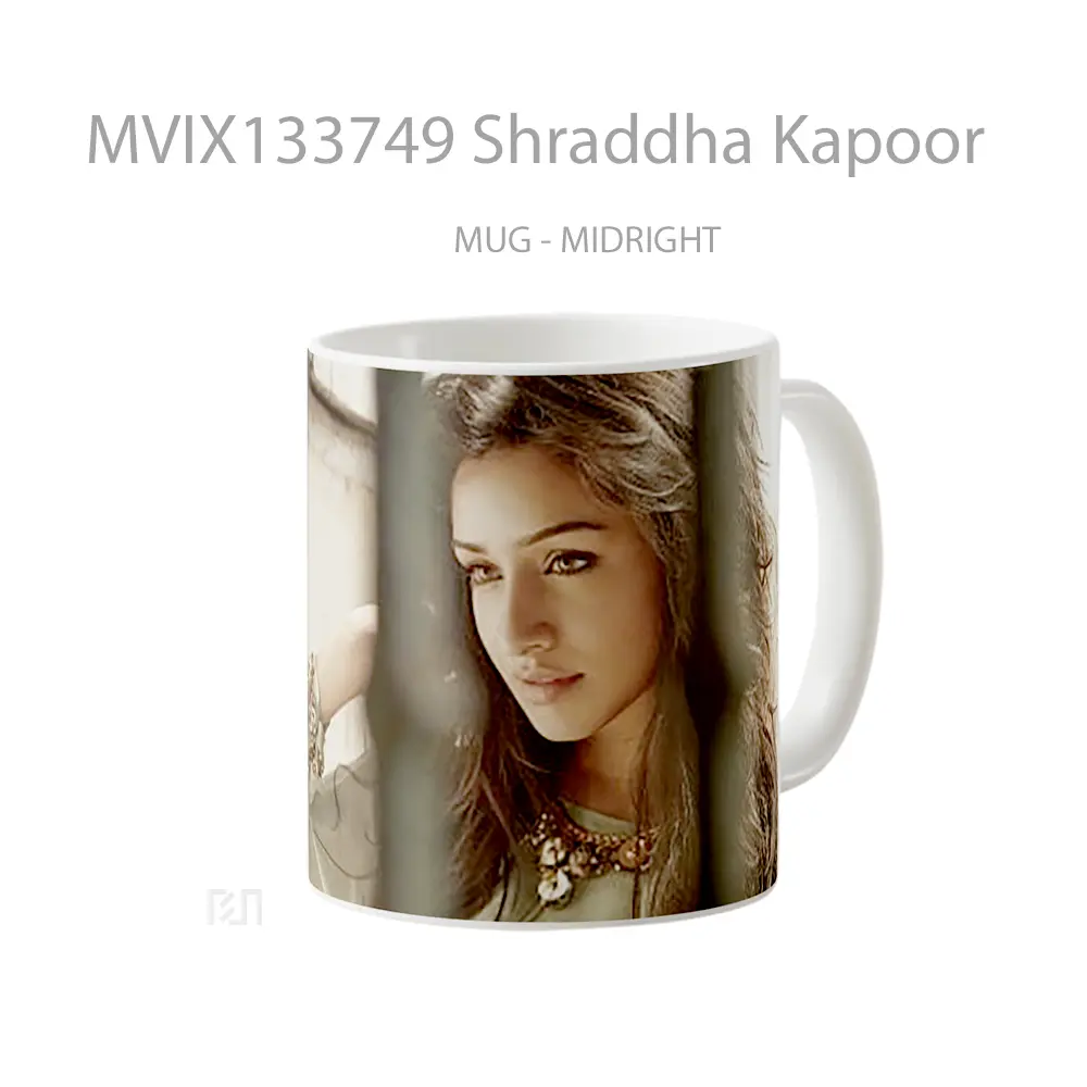 Mug Shraddha Kapoor Gelas Keramik Unik - All-side / Desain