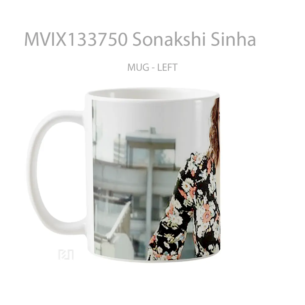 Mug Sonakshi Sinha Gelas Keramik Unik - All-side / Desain