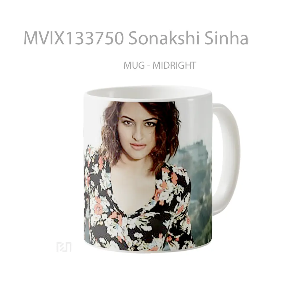 Mug Sonakshi Sinha Gelas Keramik Unik - All-side / Desain
