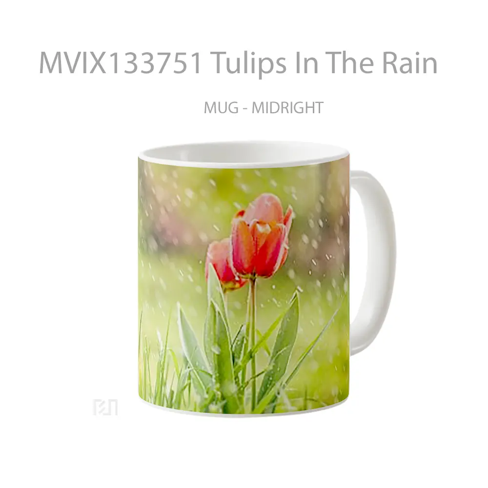 Mug Tulips In The Rain Gelas Pemandangan Alam - All-side / Desain