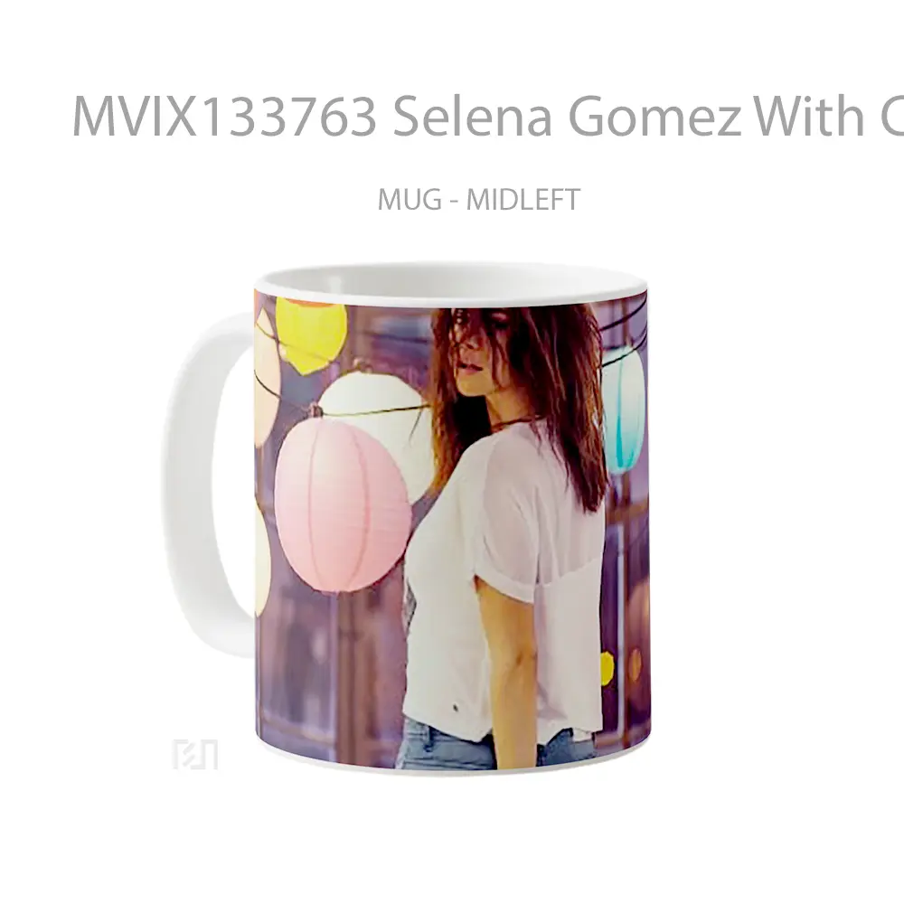 Mug Selena Gomez With Colorful Lights Gelas Selebriti - All-side / Desain