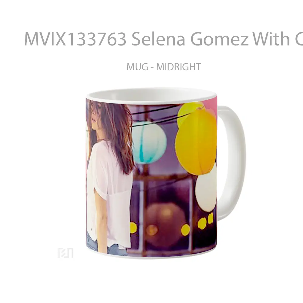 Mug Selena Gomez With Colorful Lights Gelas Selebriti - All-side / Desain