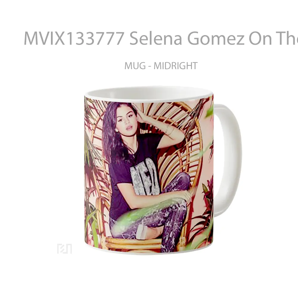 Mug Selena Gomez On The Beach Gelas Selebriti - All-side / Desain