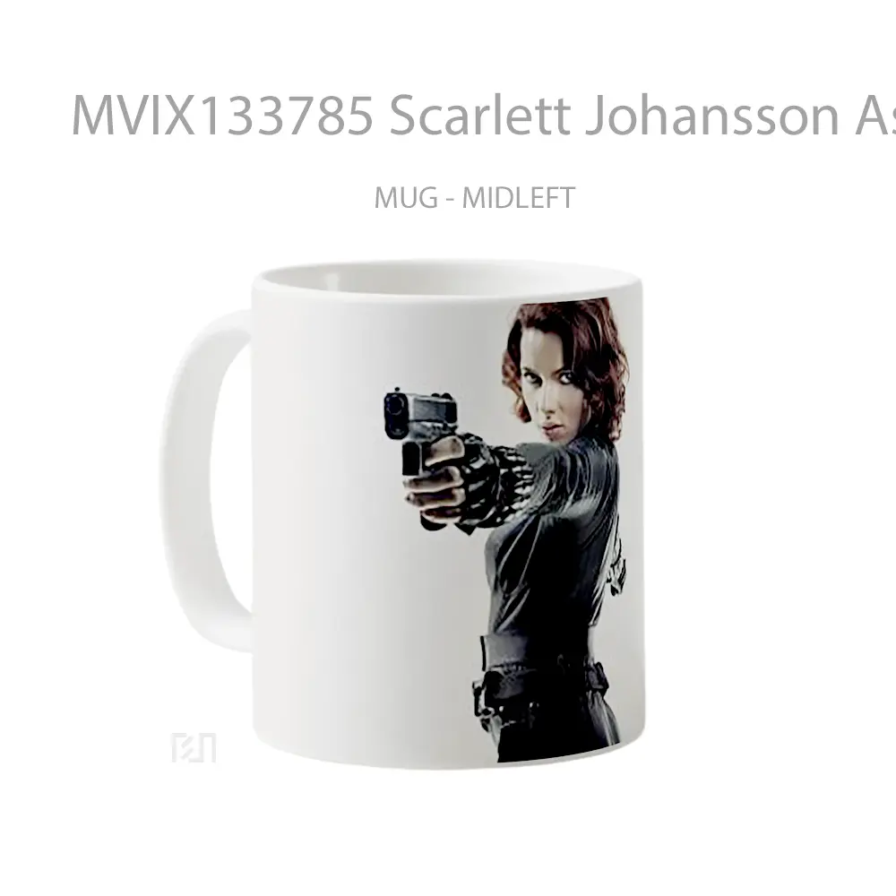 Mug Scarlett Johansson As Black Widow In Avengers Gelas Superhero - All-side / Desain