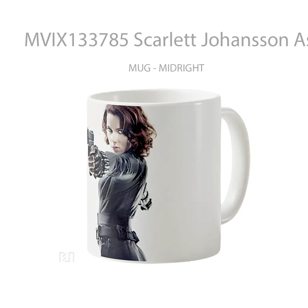 Mug Scarlett Johansson As Black Widow In Avengers Gelas Superhero - All-side / Desain