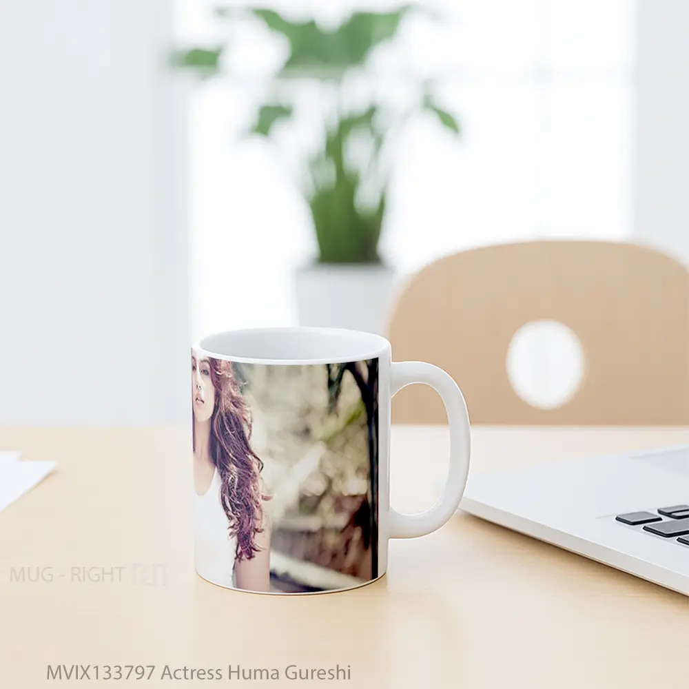 Mug Actress Huma Gureshi Gelas Keramik Unik - All-side / Desain