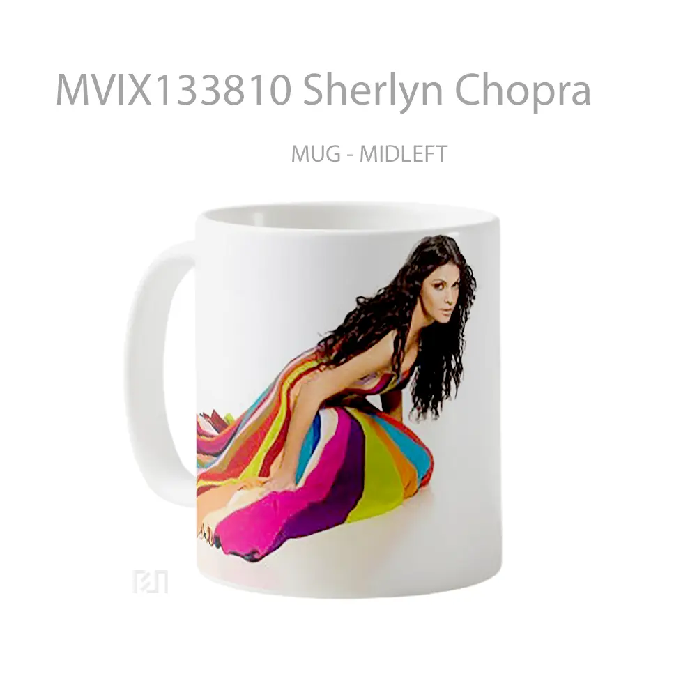 Mug Sherlyn Chopra Gelas Keramik Unik - All-side / Desain
