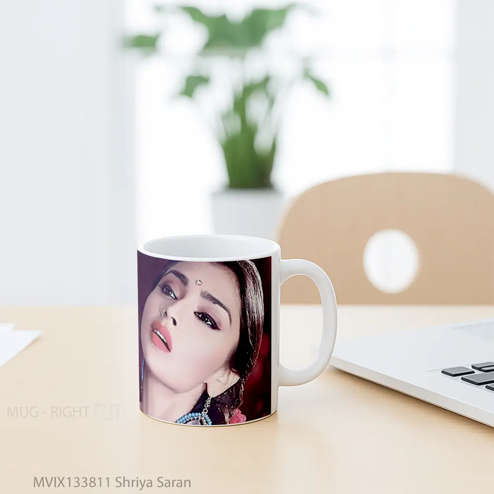 Mug Shriya Saran Gelas Keramik Unik - All-side / Desain