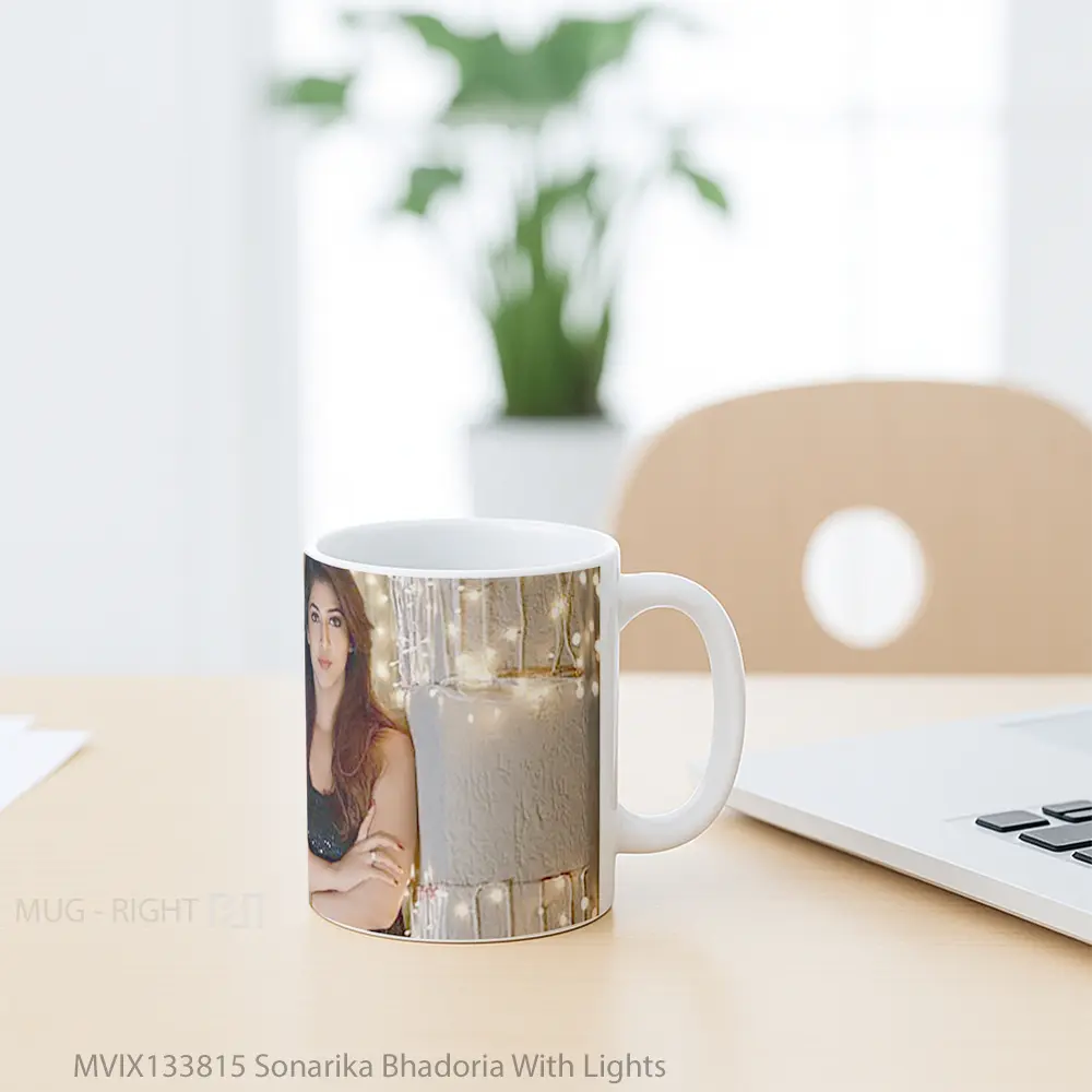 Mug Sonarika Bhadoria With Lights Gelas Keramik Unik - All-side / Desain