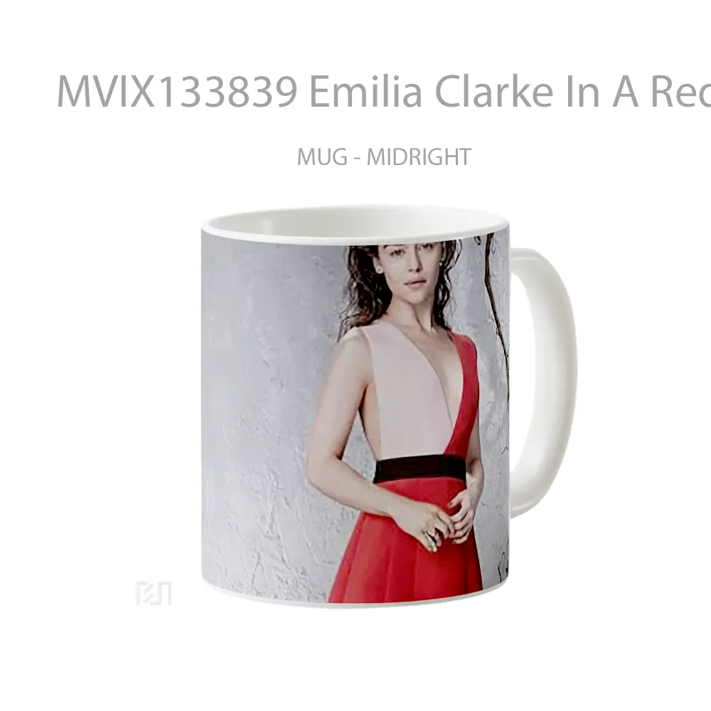 Mug Emilia Clarke In A Red Dress Gelas Keramik Unik - All-side / Desain