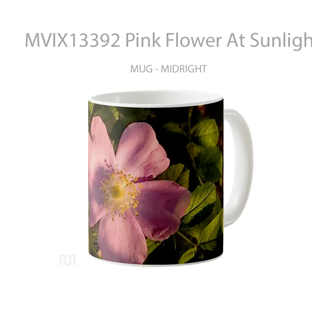 Mug Pink Flower At Sunlight Gelas Pemandangan Alam - All-side / Desain