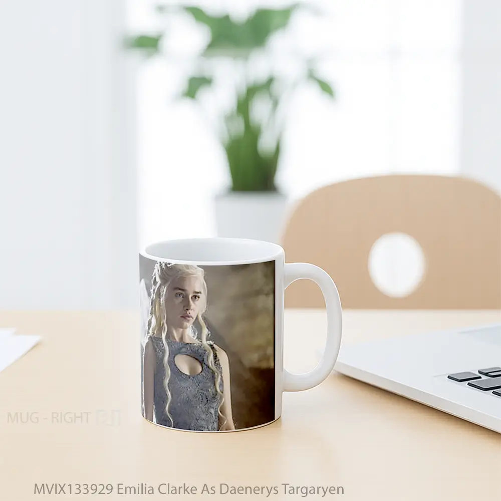 Mug Emilia Clarke As Daenerys Targaryen Gelas Keramik Unik - All-side / Desain