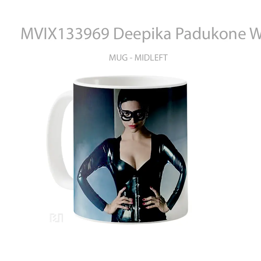 Mug Deepika Padukone With Mask Gelas Keramik Unik - All-side / Desain