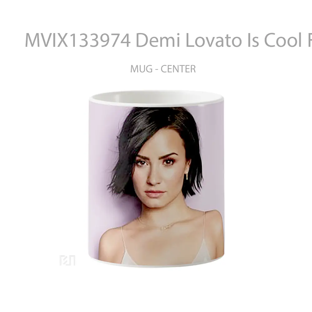 Mug Demi Lovato Is Cool For The Summer Gelas Selebriti