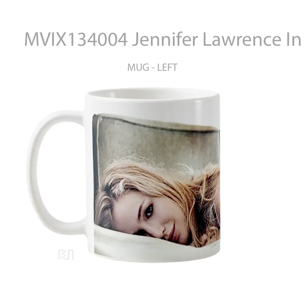 Mug Jennifer Lawrence In A Bed Gelas Keramik Unik - All-side / Desain