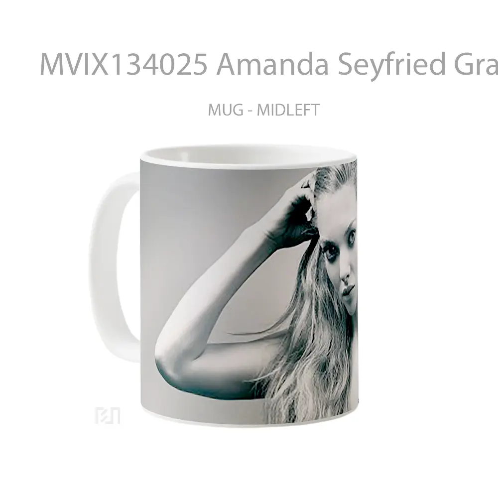 Mug Amanda Seyfried Grayscale Gelas Keramik Unik - All-side / Desain