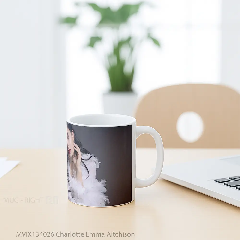 Mug Charlotte Emma Aitchison Gelas Keramik Unik - All-side / Desain