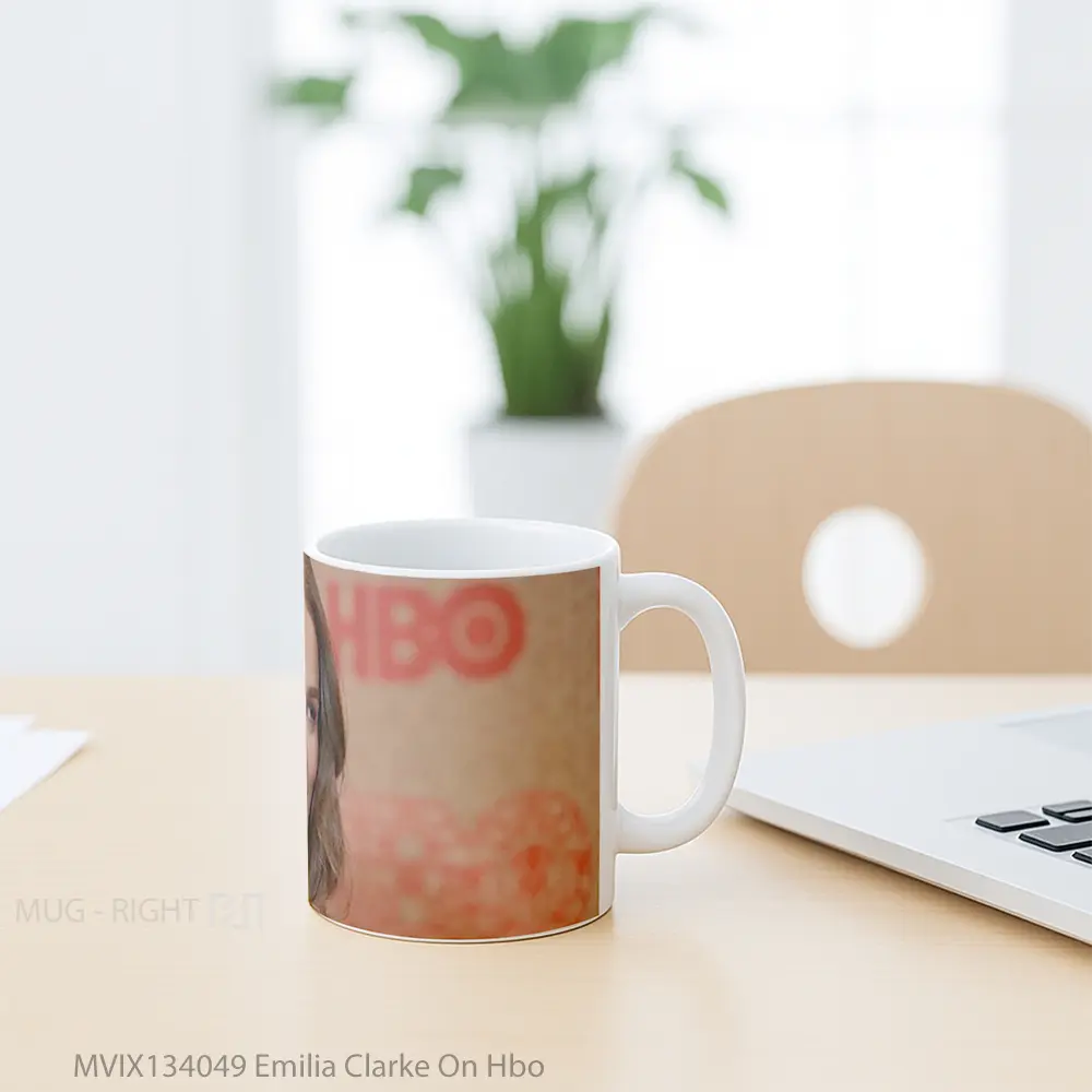 Mug Emilia Clarke On Hbo Gelas Keramik Unik - All-side / Desain