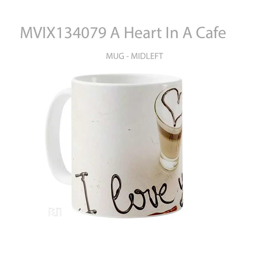 Mug A Heart In A Cafe Cangkir Kopi - All-side / Desain