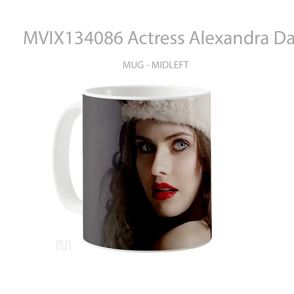 Mug Actress Alexandra Daddario Gelas Selebriti - All-side / Desain