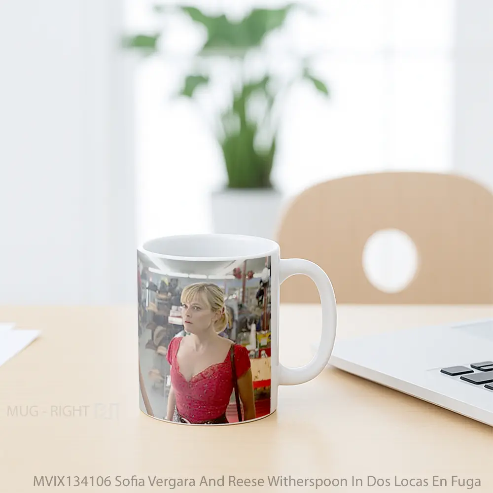 Mug Sofia Vergara And Reese Witherspoon In Dos Locas En Fuga Gelas Keramik Unik - All-side / Desain