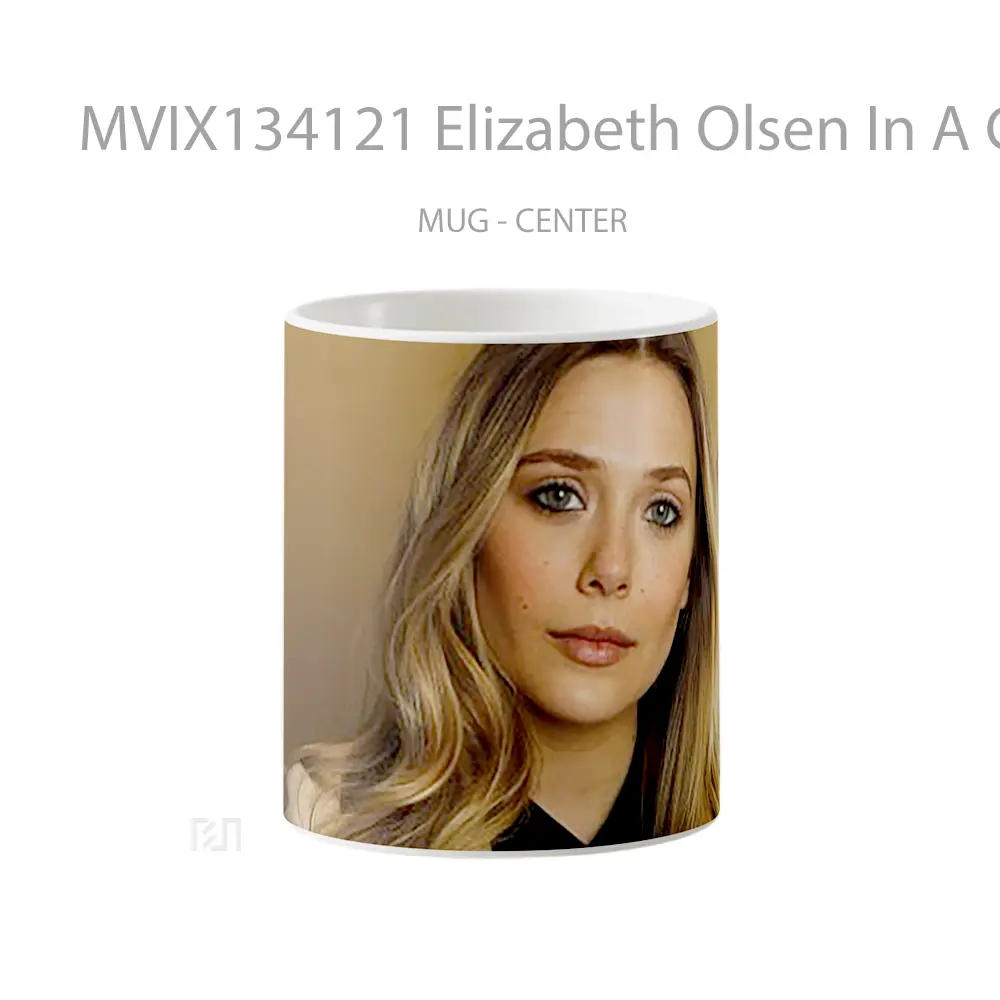 Mug Elizabeth Olsen In A Golden Room Gelas Keramik Unik