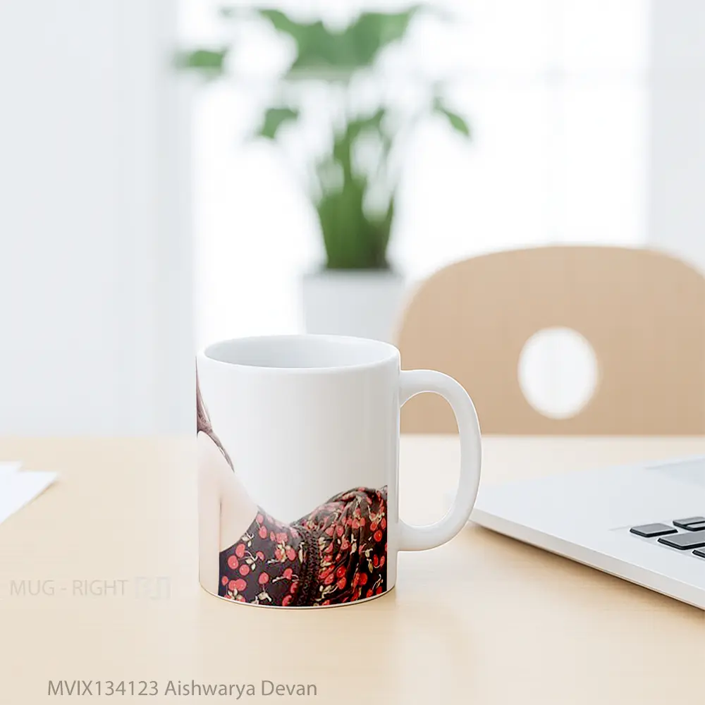 Mug Aishwarya Devan Gelas Keramik Unik - All-side / Desain