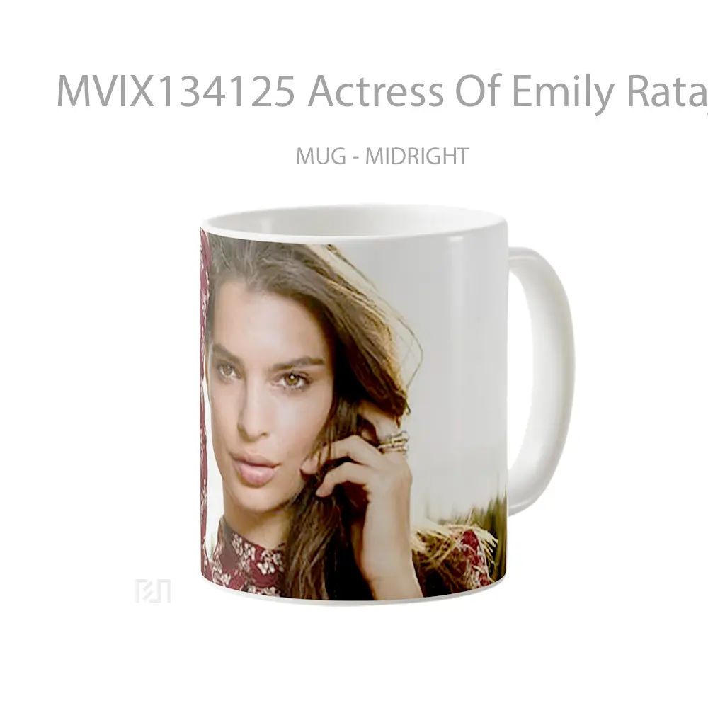 Mug Actress Of Emily Ratajkowski Gelas Keramik Unik - All-side / Desain