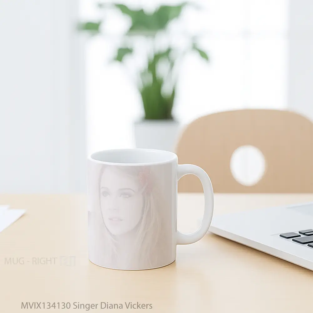 Mug Singer Diana Vickers Gelas Keramik Unik - All-side / Desain