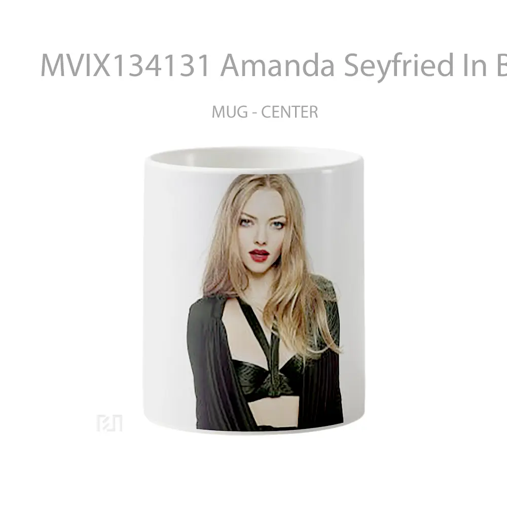 Mug Amanda Seyfried In Black Gelas Keramik Unik