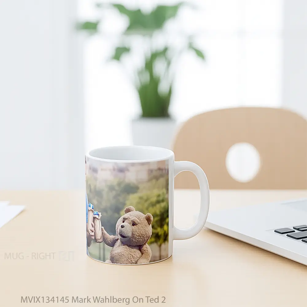 Mug Mark Wahlberg On Ted 2 Gelas Keramik Unik - All-side / Desain