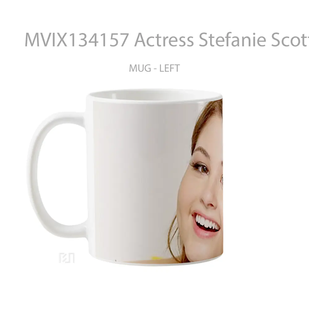 Mug Actress Stefanie Scott Gelas Keramik Unik - All-side / Desain